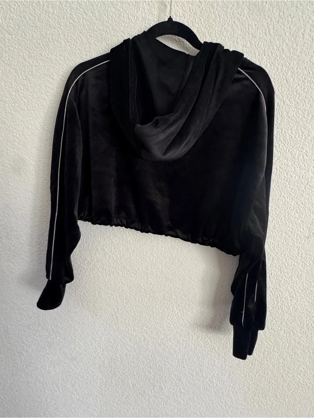 Opening Ceremony cropped, black, velour, long sleeve hooded top size extra small - Picture 9 of 10